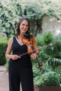 Alexis Buffum: The Multi-Genre Crossover Gal of Austin